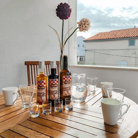 House Skrabic Apartamento Makarska Exterior foto